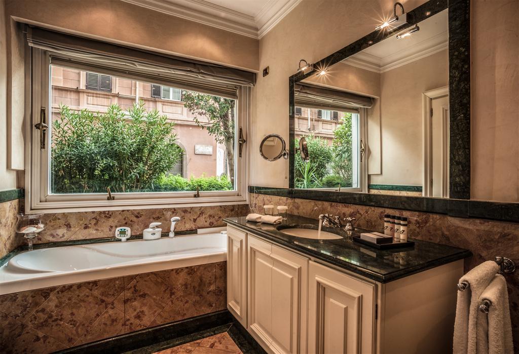 47Luxury Suites - Colosseo Roma Phòng bức ảnh